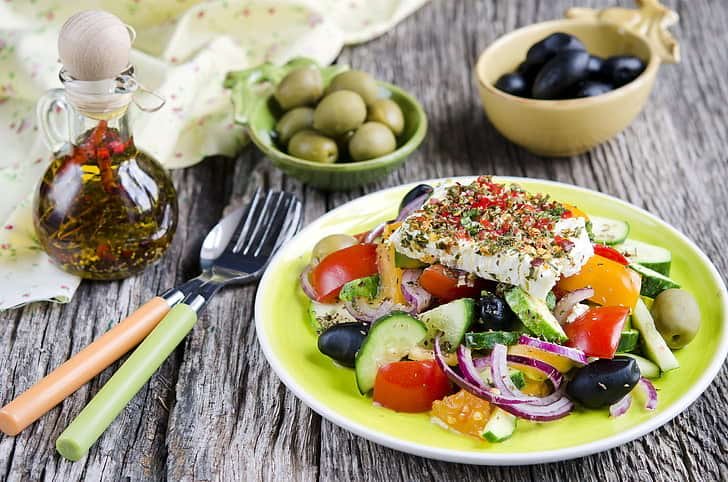 Lower cholesterol with these 6 Mediterranean diet keys